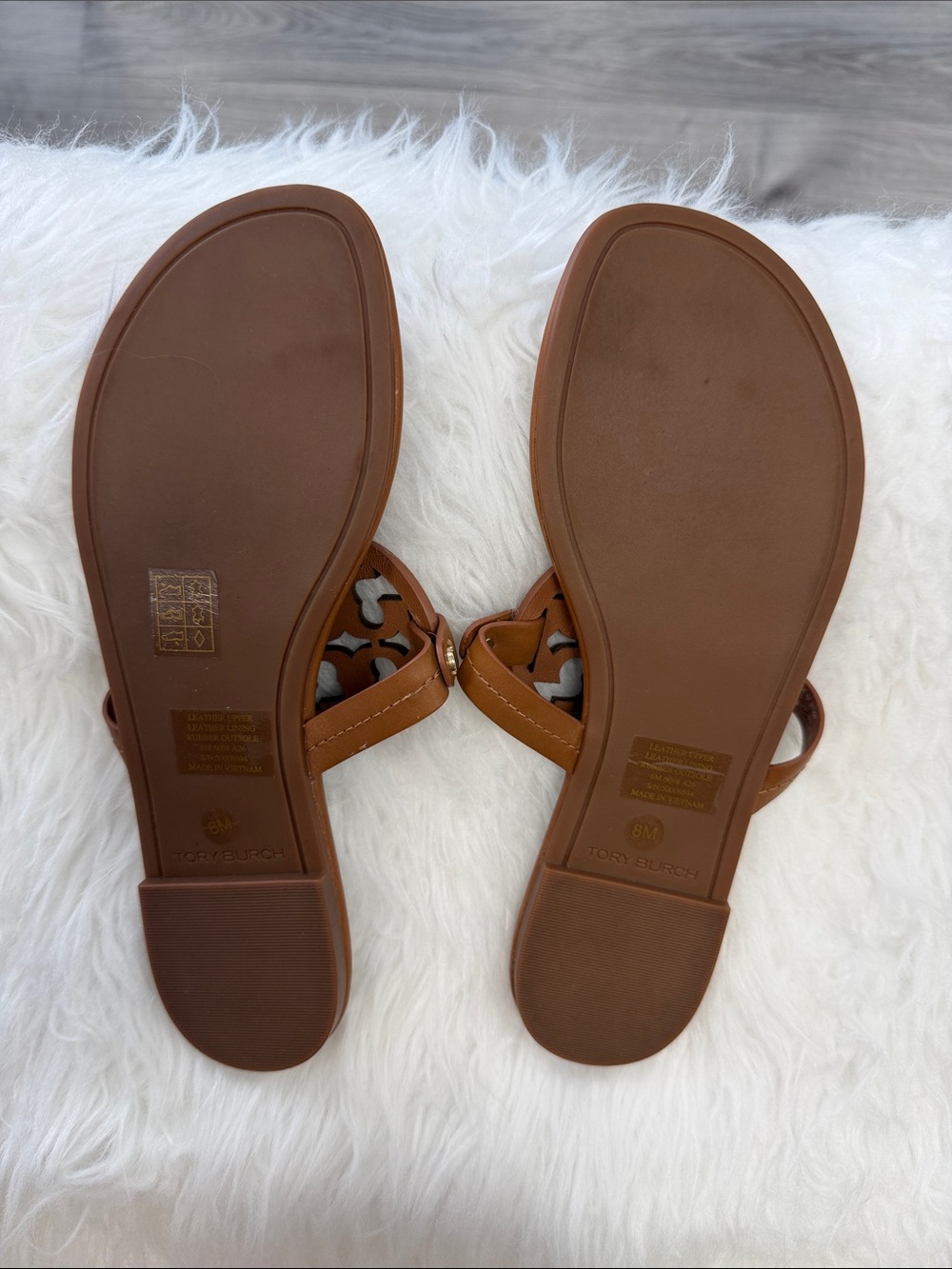 Tory Burch Brown Miller Logo Leather Thong Sandals - Picture 2 of 3